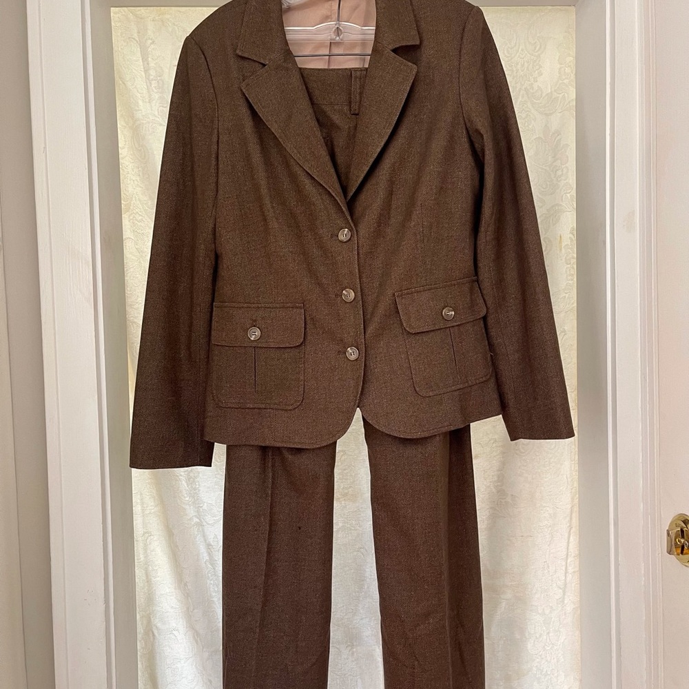 Vintage Fashionista 2 piece  Brown Pantsuit